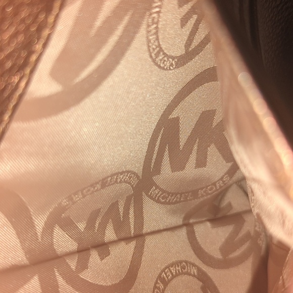 Michael Kors Bronze Leather wallet - Picture 10 of 14